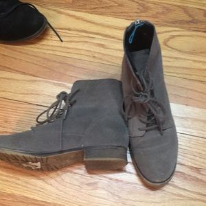 Steve Madden gray suede ankle boots